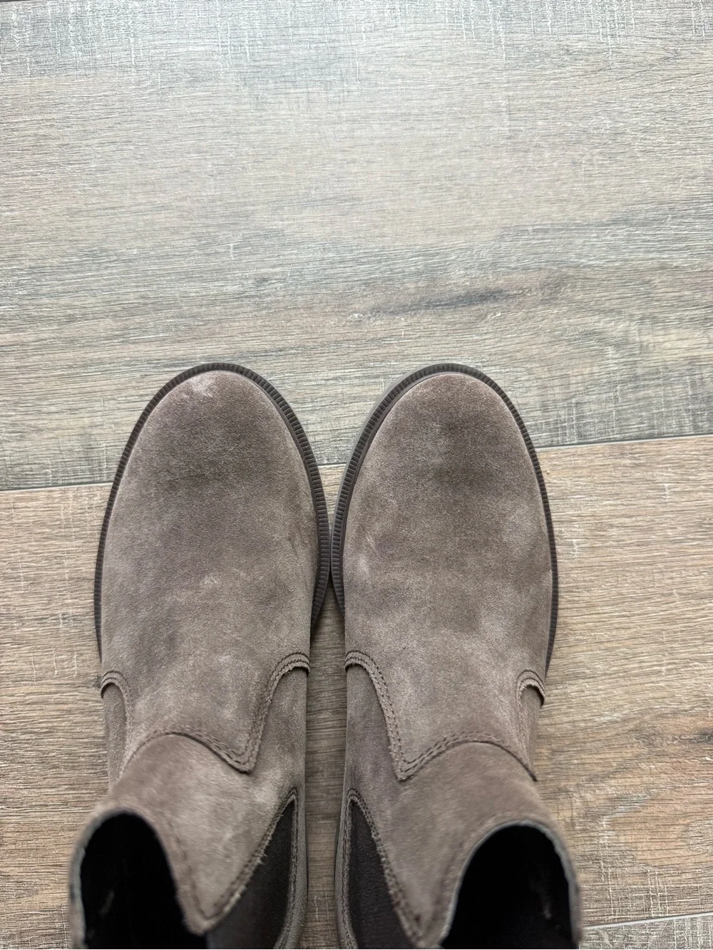 Polo Ralph Lauren Brown Suede Chelsea Boots New without Tag